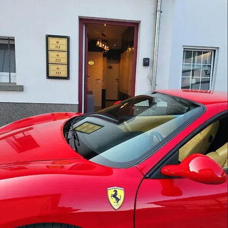 Ny-golden Apartments-dortmund Airport Apartman *