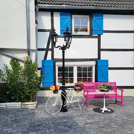 Ny-golden Apartments-dortmund Airport