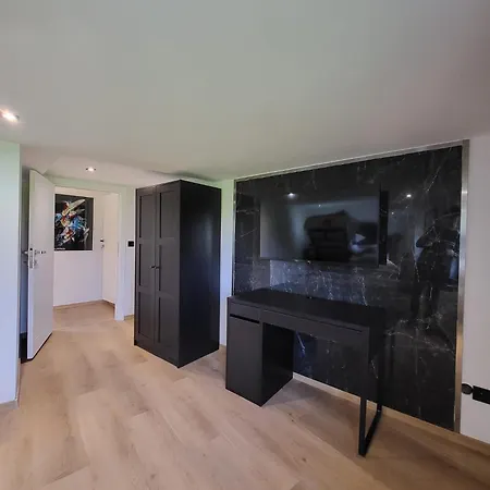 Ny-golden Apartments-dortmund Airport شقة دورتموند