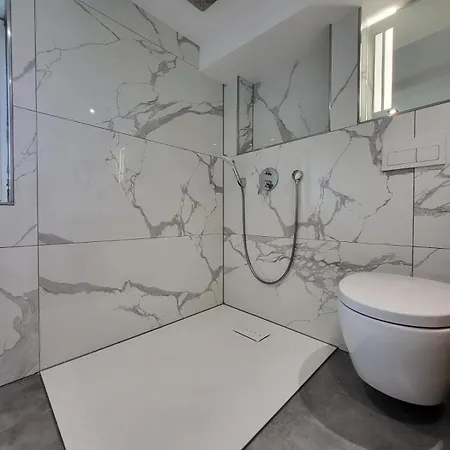 Ny-golden Apartments-dortmund Airport شقة *