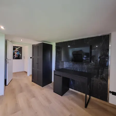 Ny-golden Apartments-dortmund Airport شقة *