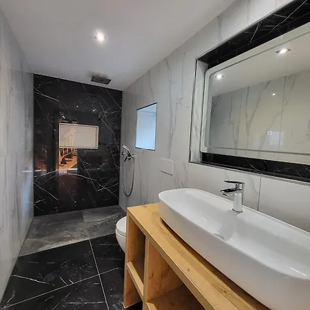 Ny-golden Apartments-dortmund Airport 公寓