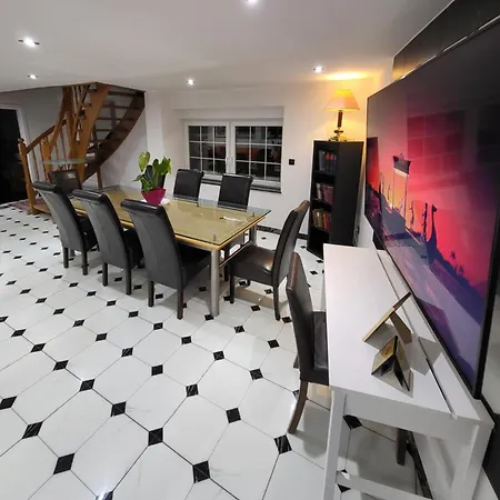 Ny-golden Apartments-dortmund Airport 아파트