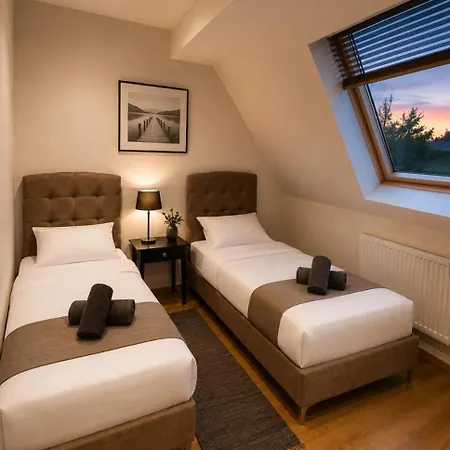 Ny-golden Apartments-dortmund Airport