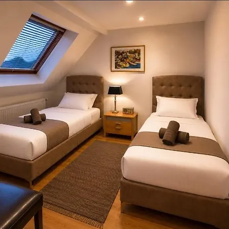 Ny-golden Apartments-dortmund Airport *